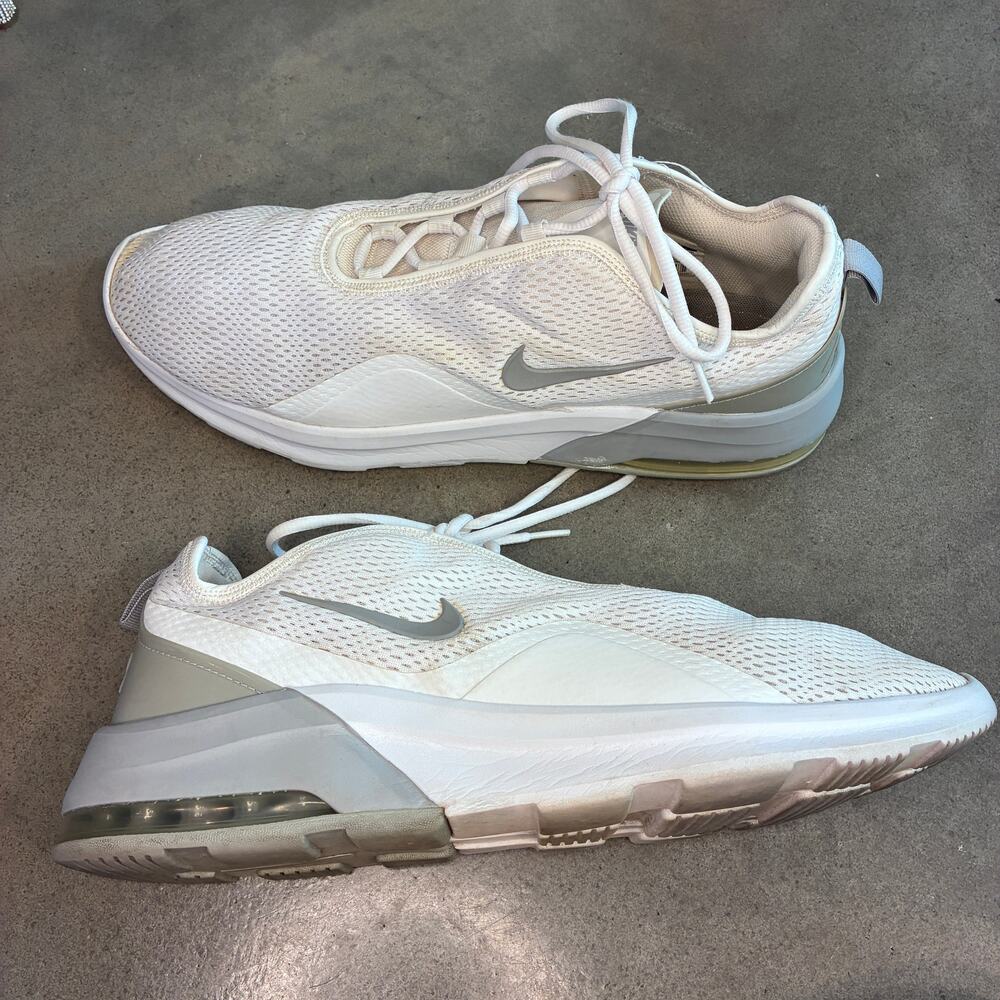 Nike Air Max Motion 2 white gray sneaker Mens size 15 athletic shoes big tall